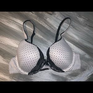 Victoria’s Secret push-up bra